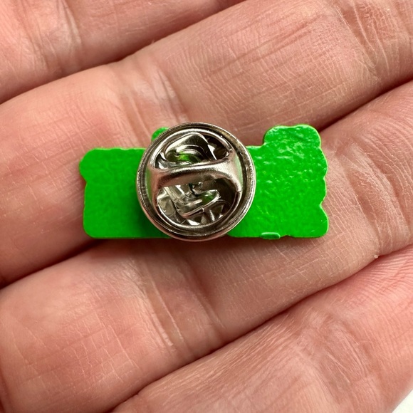 Gelato Canna Co Collectable Pin (Super Lemon Haze) - Picture 2 of 3